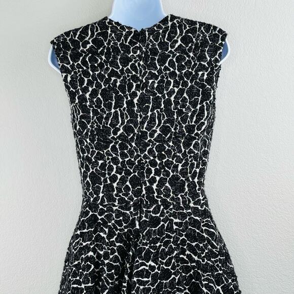 Cushnie et Ochs Black Wool Blend Jacquard Deep V Tiered A-Line Mini Dress 2 NWT - Picture 10 of 16
